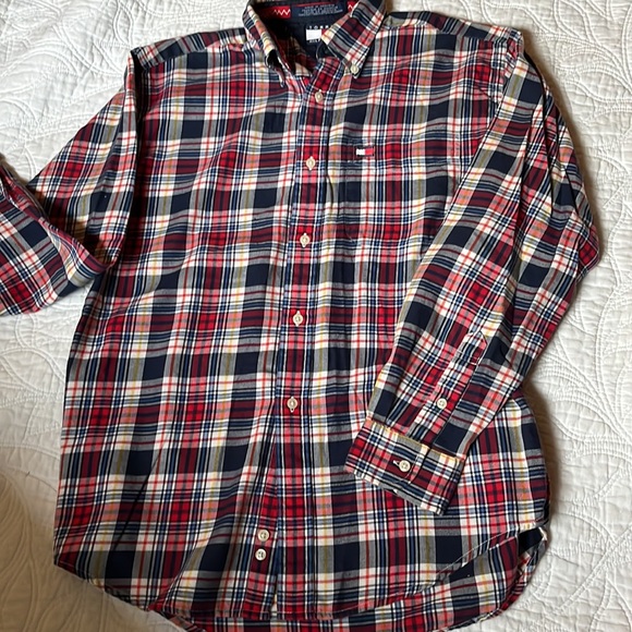 Tommy Hilfiger button down plaid shirt. Size medium. - Picture 3 of 5